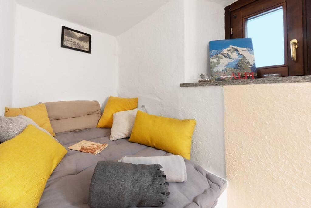 Dimora Gilles Aosta Valley Bard Kamer foto